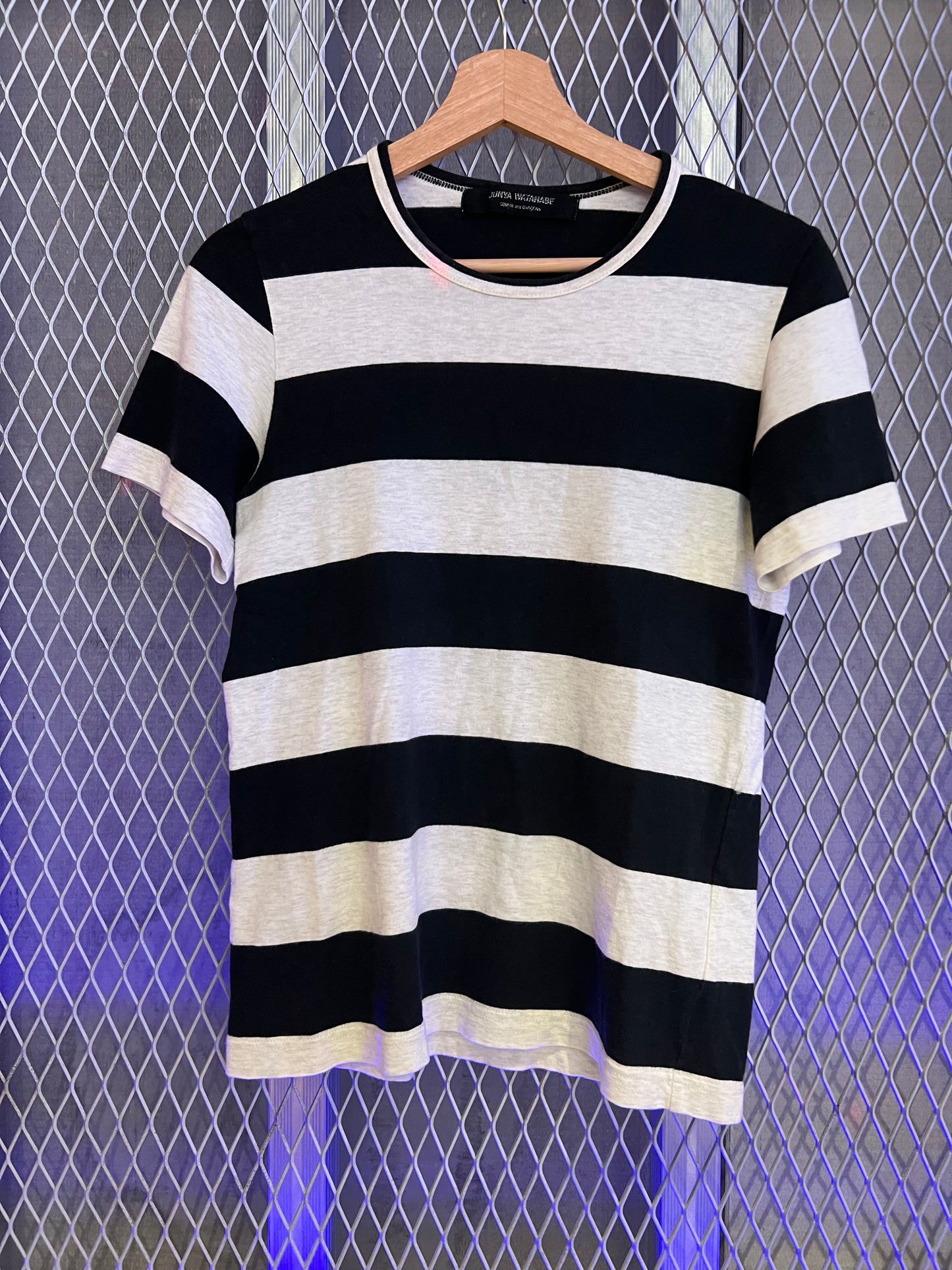 おつ。_ボーダーTシャツ